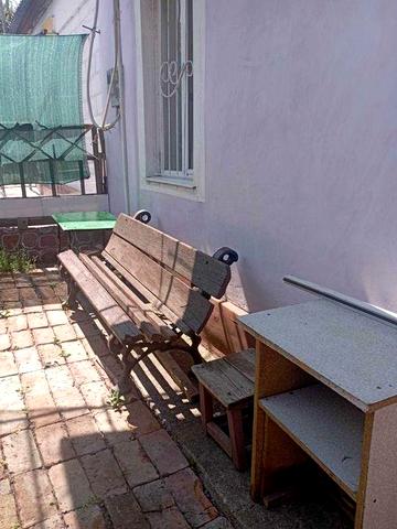 Продається частина будинку зі зручностями, початок вул.Уріцького