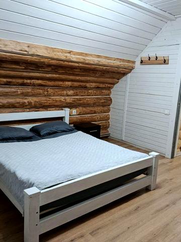 Здається в довгострокову оренду