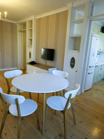 Софіївська вул., 12