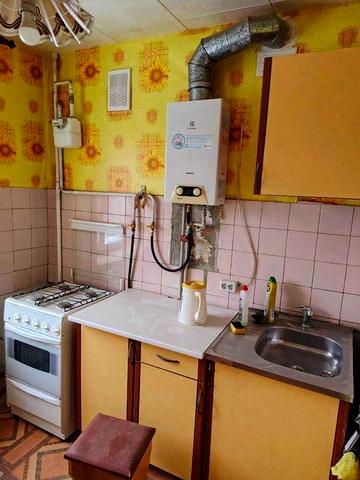 Продам 1 комнатную квартиру в кирпичном доме (404965)