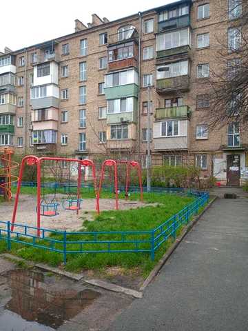Продається 1к кв.,в Подільському р-ні.