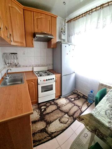 СДАМ! 1 к.кв. Палац Спорта!