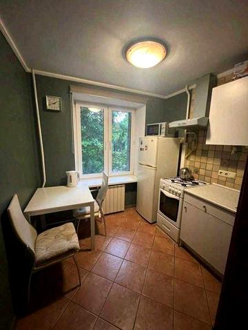 Оренда однокімнатної квартири по вул Лазаренко