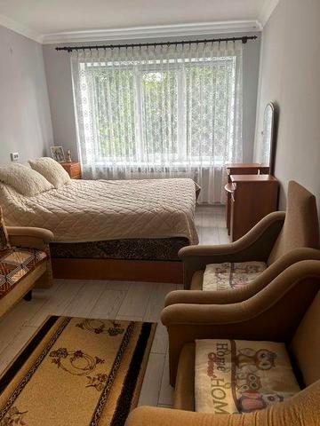 Оренда однокімнатної  квартири, є/р, а/о, біля вокзалу.