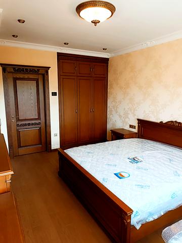None 260000 USD