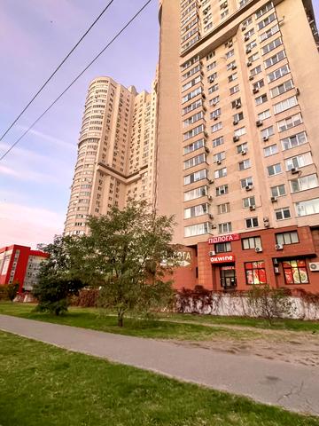 Олександра Мишуги вул., 12