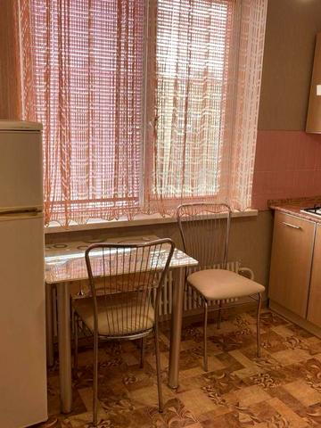 Сдам квартиру 1 кімнатну