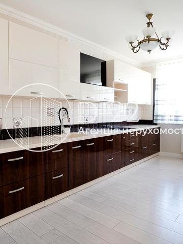 Ревуцького вул., 40-Г