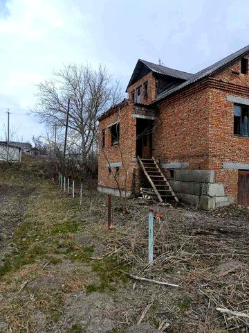 Продаж будинку з землею (не завершене будівництво)