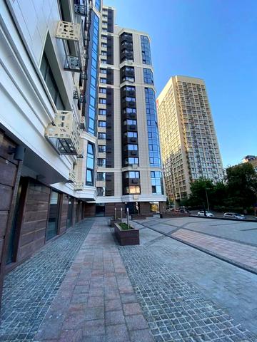 Золотоустівська вул., 25