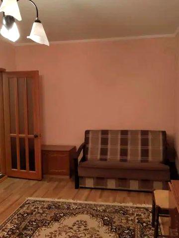Сдам 1 из кв  р-н Новые Дома, ул Олимпийская, 31 м. Дворец Спорта
