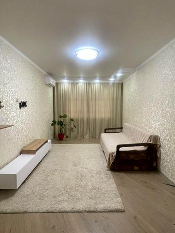 Європейська вул., 1