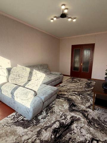 Продаж квартири в районі 96 Кварталу