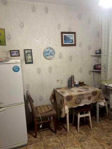 Здам 2-х кім. кв. по вул. Симиренка 11 на Південній Борщагівці.