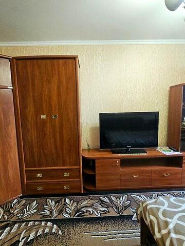 Довгострокова оренда 1к Квартира Валентинівська вулиця