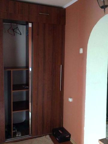 здається 3-х кімнатна