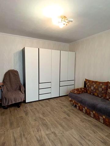 Однокімнатна квартира в районі Сєдова