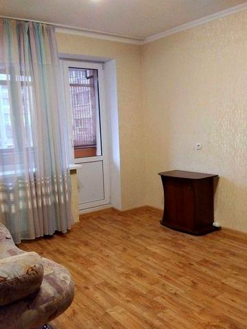 Оренда однокімнатної квартири вул. Прикордонника Лазаренка (Ярославська) ПЗР