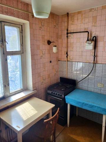 Аренда! Сдам 3 х комнатную квартиру Левый берег. Остановка Зил.