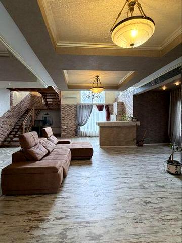 Оренда будинку 280м² Осокорки | басейн | 7 км від Славутича Офіс На літо