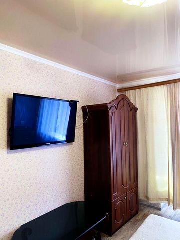 Від хозяйки,від 1 місяця,і більш,без ріелторів 1 кім кВ на проспекті