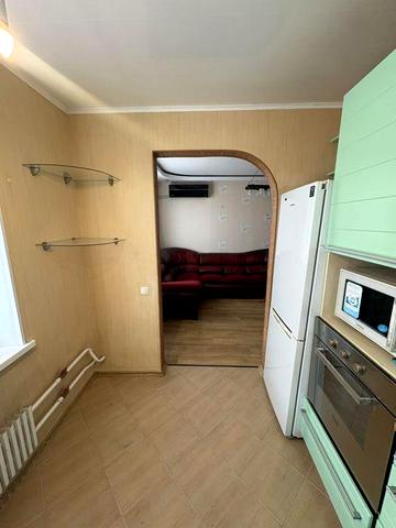 Здам 3-кім квартира, вул.Клочківська!