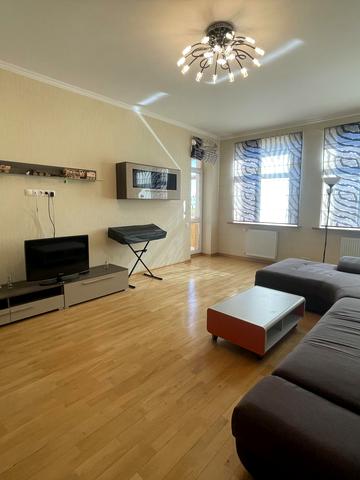 Лесі Українки бульв., 7-А