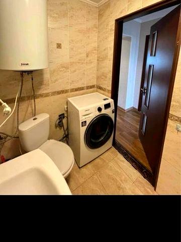 Здам трикімнатну квартиру.