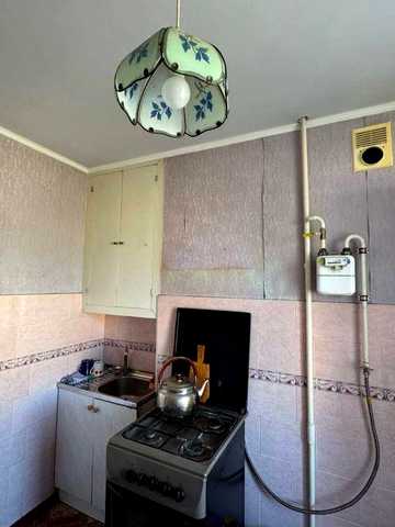 ДЗЕРЖИНКА Гетьманська 74, на продаж іде чиста і світла 2кімнатна квартира з новими вікнами і трубами, санвузол зовсім новий Перевірена ОСББ СЕРТИФІКАТ