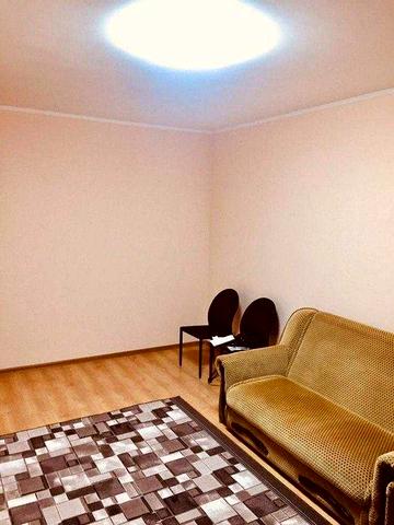 Продаж 2-кімнатної квартири вулиця Архітектора Вербицького 24.Терміново.