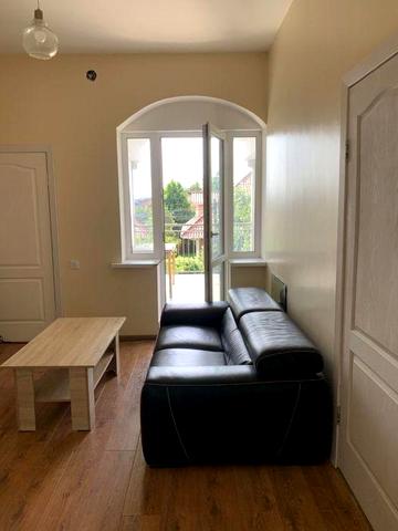 Оренда частини будинку (2 поверх) с. Гатне, метро Теремки