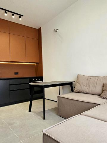 Заповідна, 7