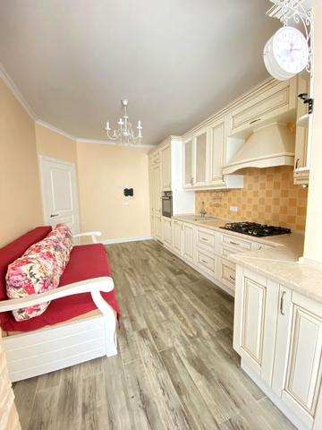 Андрія Малишка вул. (Льва Толстого), 94