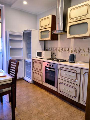 Богатирська вул., 6-А