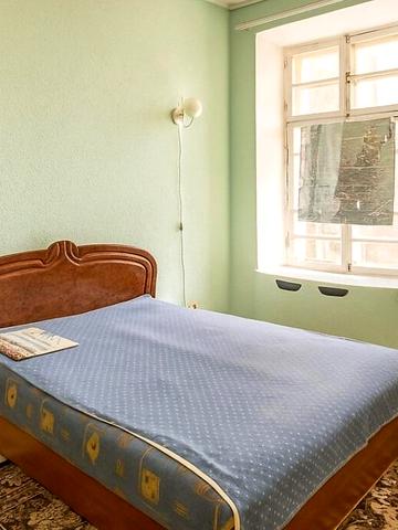 Святослава Караванського вул. (Жуковського), 4