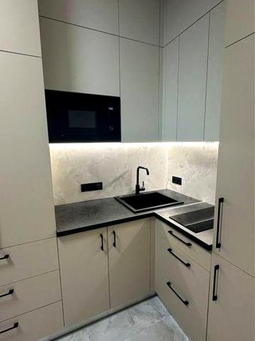 Сдам 1 комнатную возле моря с балконом