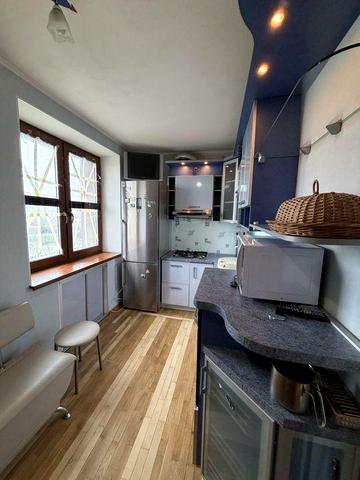 Здам 3 кімнатну квартиру Гімназійну набережну