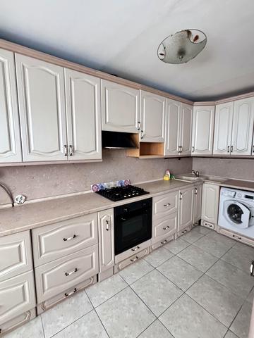 Озерна вул., 9