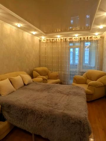 Незалежності вул., 87