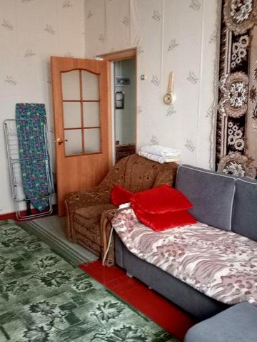 Продам 2 ком. квартиру в Каменском.  V