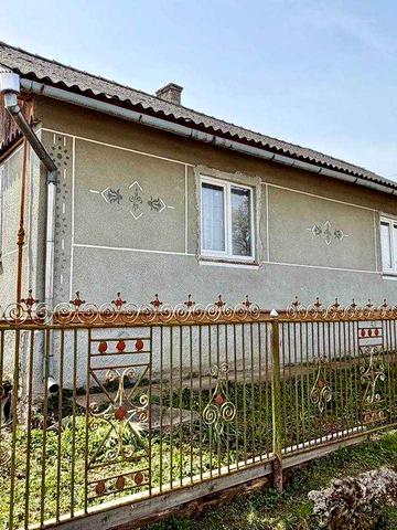 Продаж житлового будинку в с. Довге, Дрогобицький район