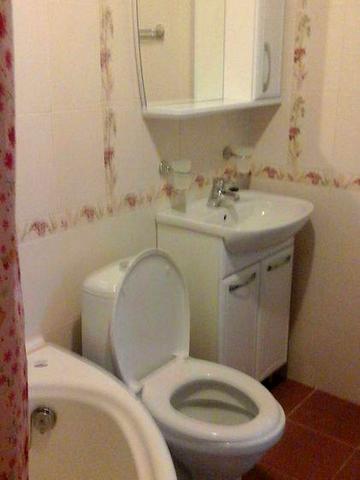 Сдам однокомнатную Слабодка,Озерная.