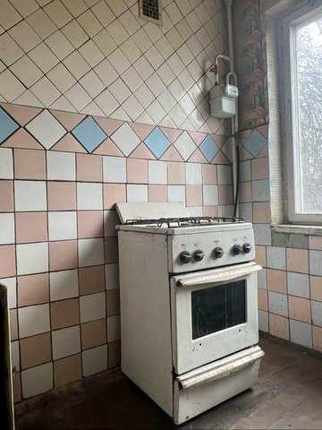 Продам 4к квартиру по вул. Пугачова