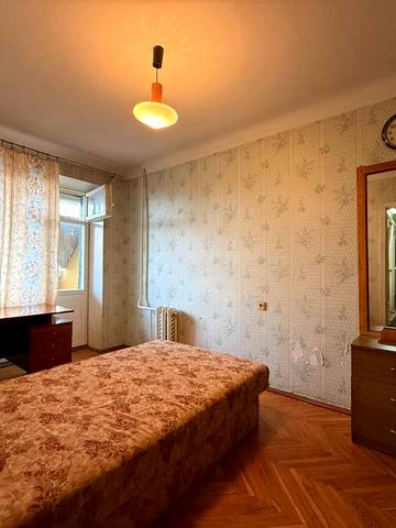 Лісовий просп., 3