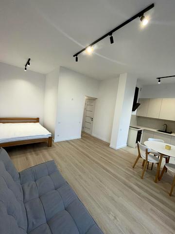 Зелена вул., 151