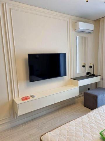 Стильна 1-кімнатна квартира з паркомісцем та кладовкою | вул. Докучаєва