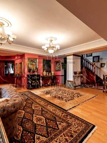 Продаж квартири, вул. Круглоуніверситетська, Печерський р-н