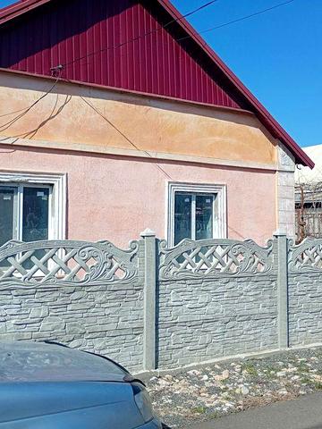 Срочно продам дом в центре,  торг до мая