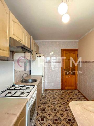 Здається простора 3-кімнатна квартира по проспекту Перемоги