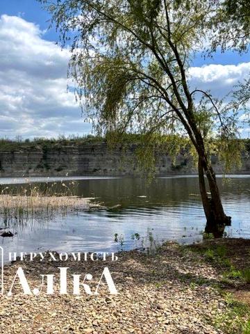 Продам хороший дачний будинок. Друга лінія